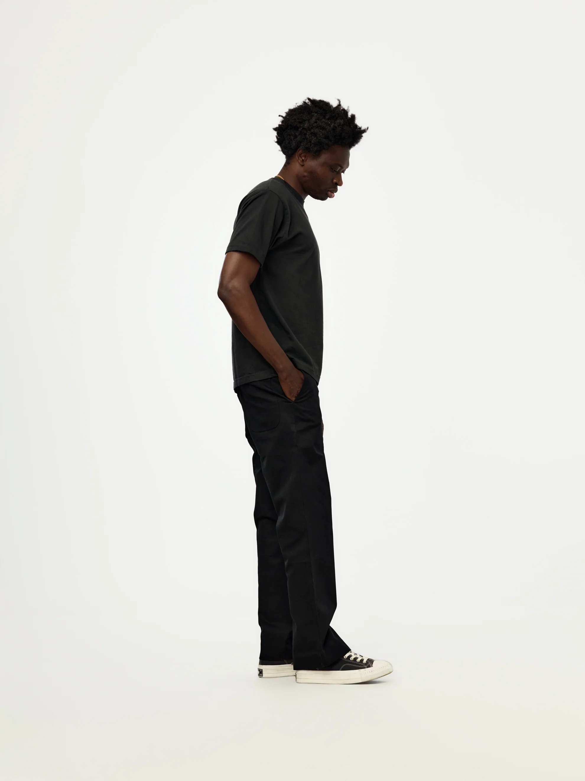 Classic T-shirt (Black) - Image 5